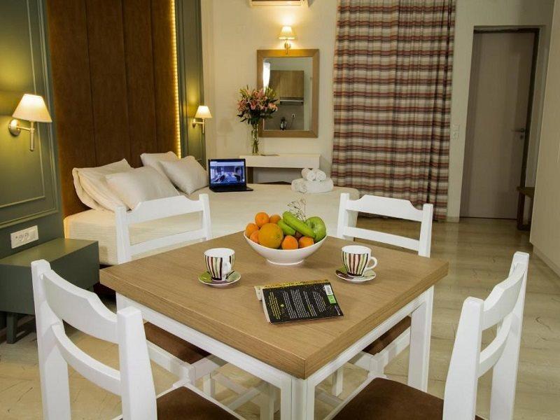 Elia Stalos Apartments Agia Marina Zewnętrze zdjęcie